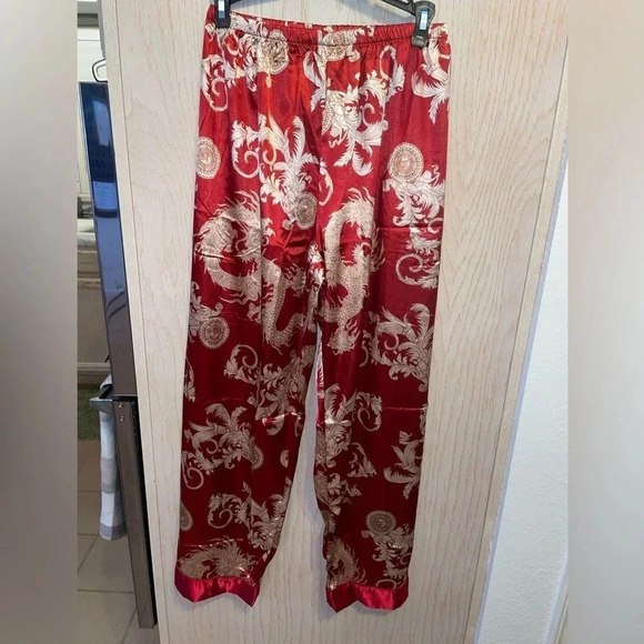 ESCALIER SILK 
 SATIN FLORAL LOUNGE PANTS/PAJAMAS SIZE XXL AND MEDIUM COLOR WINE - Picture 1 of 6